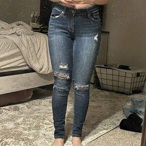 Stylish Distressed Skinny Jeans in Blue